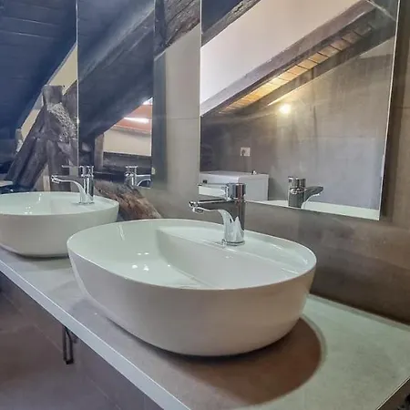 Altido Charming Flat For 6 In Historic Carrobbio * Milan