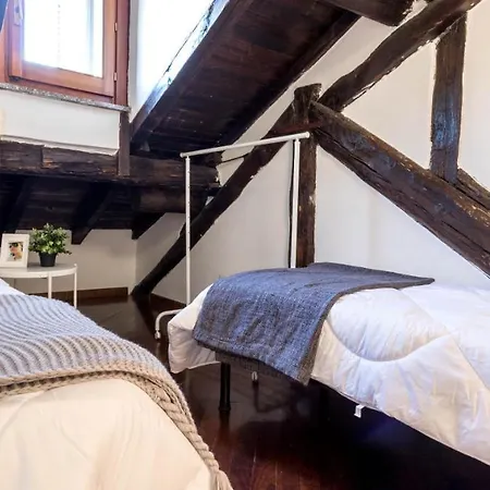 Apartment Altido Charming Flat For 6 In Historic Carrobbio